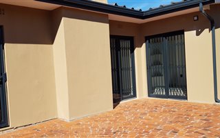 2 Bedroom Apartment in Windsor Park