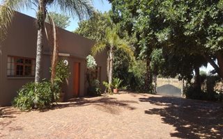 4 Bedroom House in Nortons Home Estate