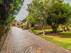 3 Bed House in Farrarmere