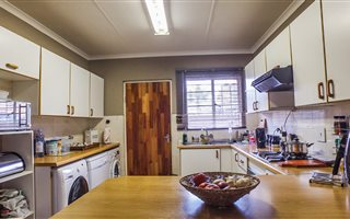 3 Bedroom Duplex in Glen Marais