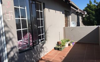 2 Bedroom Apartment in Radiokop