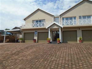 5 Bed House in Roodekrans