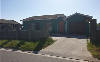 2 Bedroom House in Eersterivier