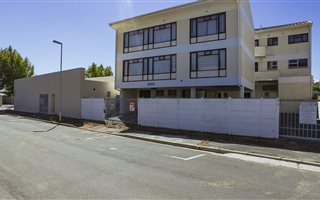 2 Bedroom House in Strand North
