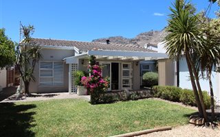 3 Bedroom House in Tokai