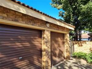 3 Bed Townhouse in Meyerton Central