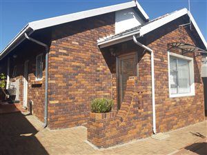 2 Bed House in Diepkloof
