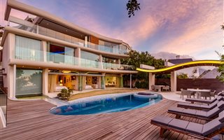 4 Bedroom House in Clifton