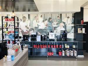 63 m² Retail Space in Glenashley