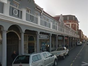 80 m² Retail Space in Woodstock