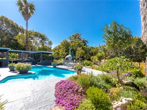 4 Bed House in Constantia