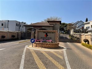 4 Bed House in Eldo View