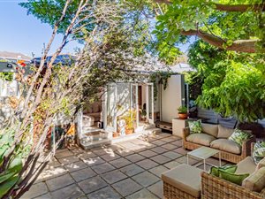 2 Bed House in Claremont Upper