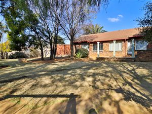 3 Bed House in The Reeds