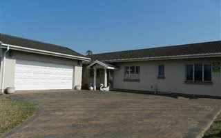 4 Bedroom House in Arboretum