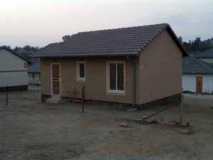 2 Bed House in Bloubosrand