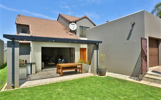 3 Bedroom Cluster in Strubens Valley