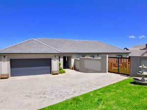 3 Bed House in Blanco