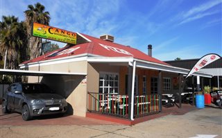 House in Oudtshoorn Central