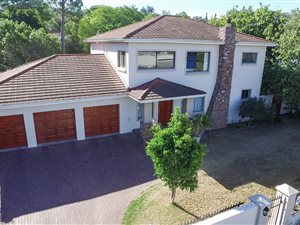 4 Bed House in West Hill