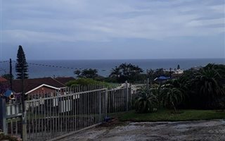 21 Bedroom House in Manaba