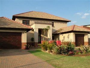 3 Bed House in Midfield Estate