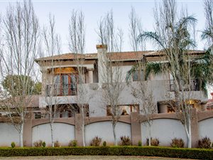 4 Bed House in Rose Acres Estate