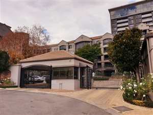 3 Bed Apartment in Sandton CBD
