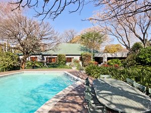 4 Bed House in Sandringham