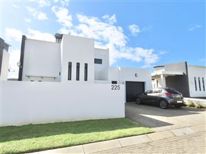 2 Bed Townhouse in Nahoon Valley