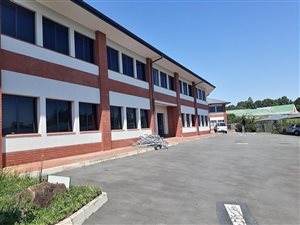 165 m² Commercial space in Hilton