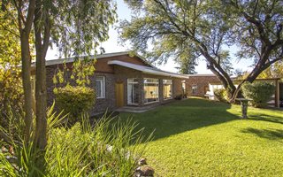 3 Bedroom House in Oviston