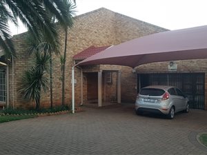 4 Bed House in Vanderbijlpark SE4