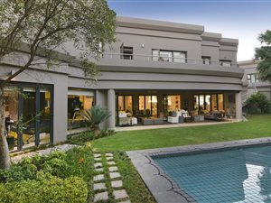 4 Bedroom House in Kyalami Estate