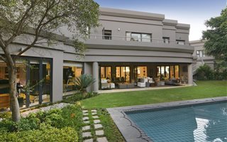 4 Bedroom House in Kyalami Estate