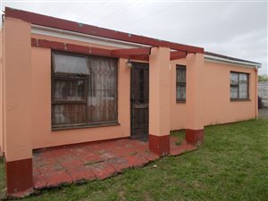 3 Bed House in Newlands East
