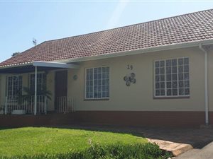 3 Bed House in Bisley