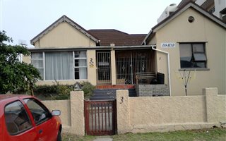2 Bedroom Townhouse in Humewood