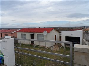 4 Bed Flat in Mdantsane