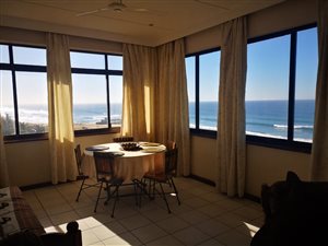 2 Bed Apartment in Amanzimtoti