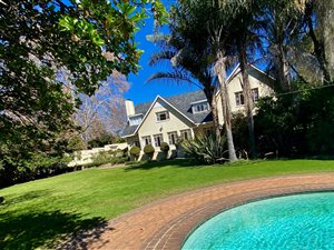3.5 Bed House in Oaklands