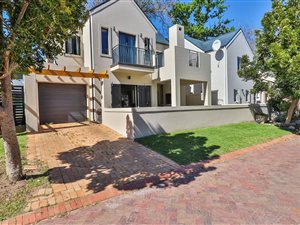 3 Bed House in Kylemore