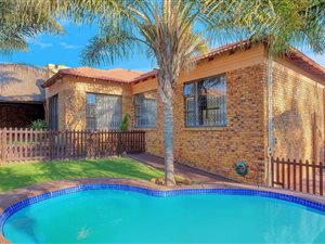 4 Bed Townhouse in Elandshaven
