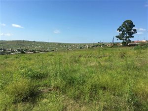 750 m² Land available in Mthata