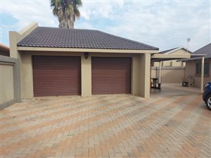 3 Bed House in Montana Tuine