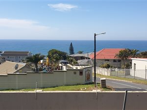 2 Bed Apartment in Uvongo
