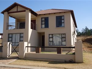 3 Bed House in Bronkhorstbaai