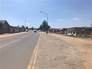 300 m² Commercial space in Tembisa