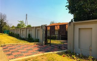 3 Bedroom House in Glen Marais