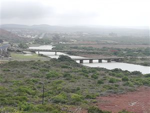 193 m² Land available in Hartenbos Heuwels